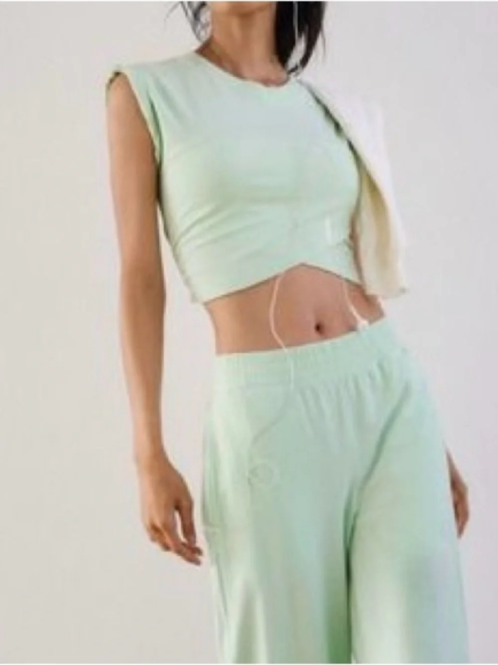 NWT FP Movement Pistachio green hot shot crossover top size L